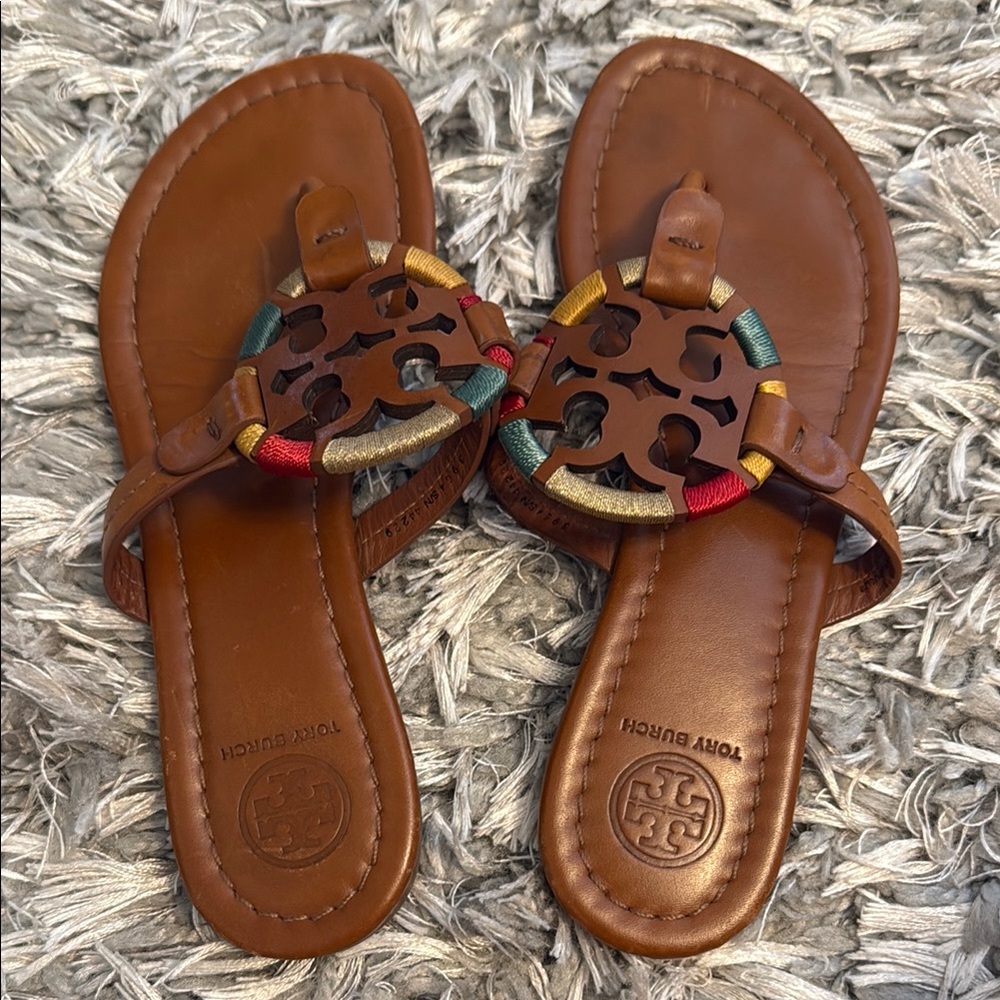 Tory Burch Brown Leather Logo Thong Sandals with Multicolor Accent - Picture 3 of 5